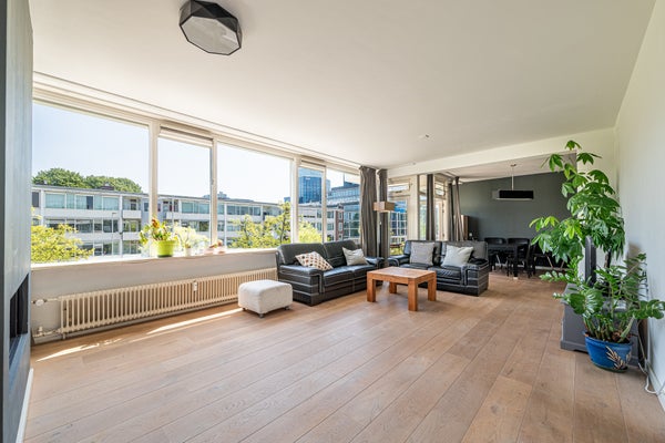 Te huur:  Amsterdam  / €3200 p.m. / 103m2