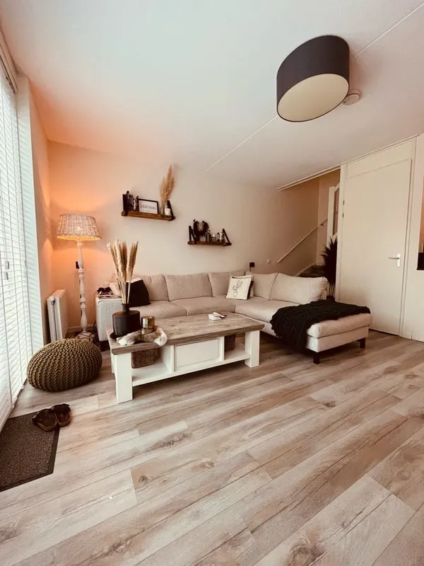 For rent: Brill / €2195 p.m. / 75m2