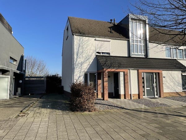 For rent: Heerlen / €1195 p.m. / 122m2