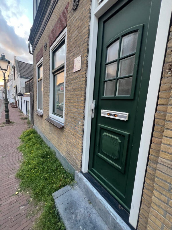 Te huur: Pernis Rotterdam