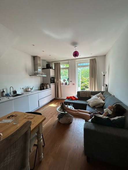 Te huur: Amsterdam / €590,00 p.m. / 10,00m2
