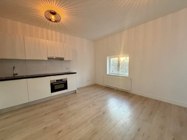Te huur:  Amsterdam  / €2195,00 p.m. / 51,00m2