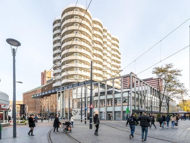 Rental on Van Oldenbarneveltplaats, Rotterdam