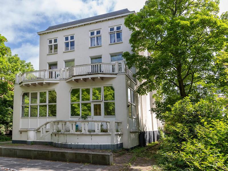 Rental on Parkweg, Den Haag