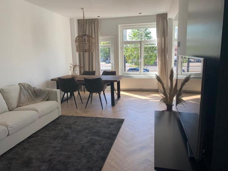 Huurwoning aan Stadionplein, Amsterdam