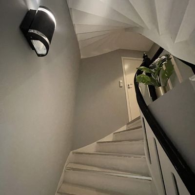 Trappehall på vei opp til leiligheten.