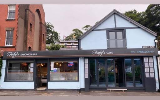 Finley’s Cafe & Sandwich Bar ( Llangollen)