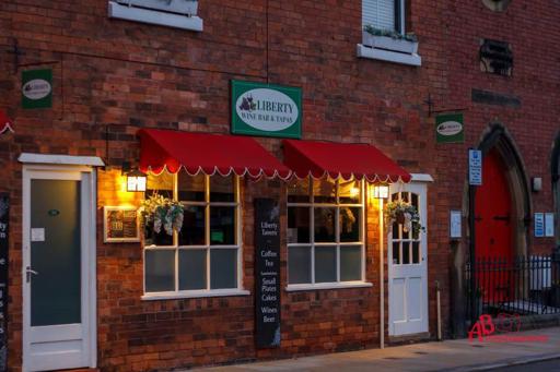 Liberty Tavern & Wine Bar (Llangollen)