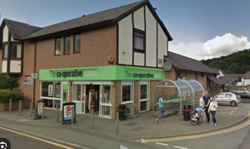 Co-op Food - (Llangollen)