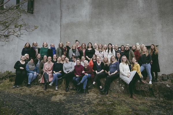 Eiðistorg syngur