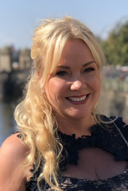 Íris Sveinsdóttir
