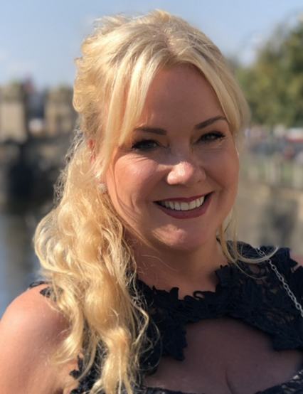 Íris Sveinsdóttir