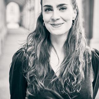 Jóna G. Kolbrúnardóttir