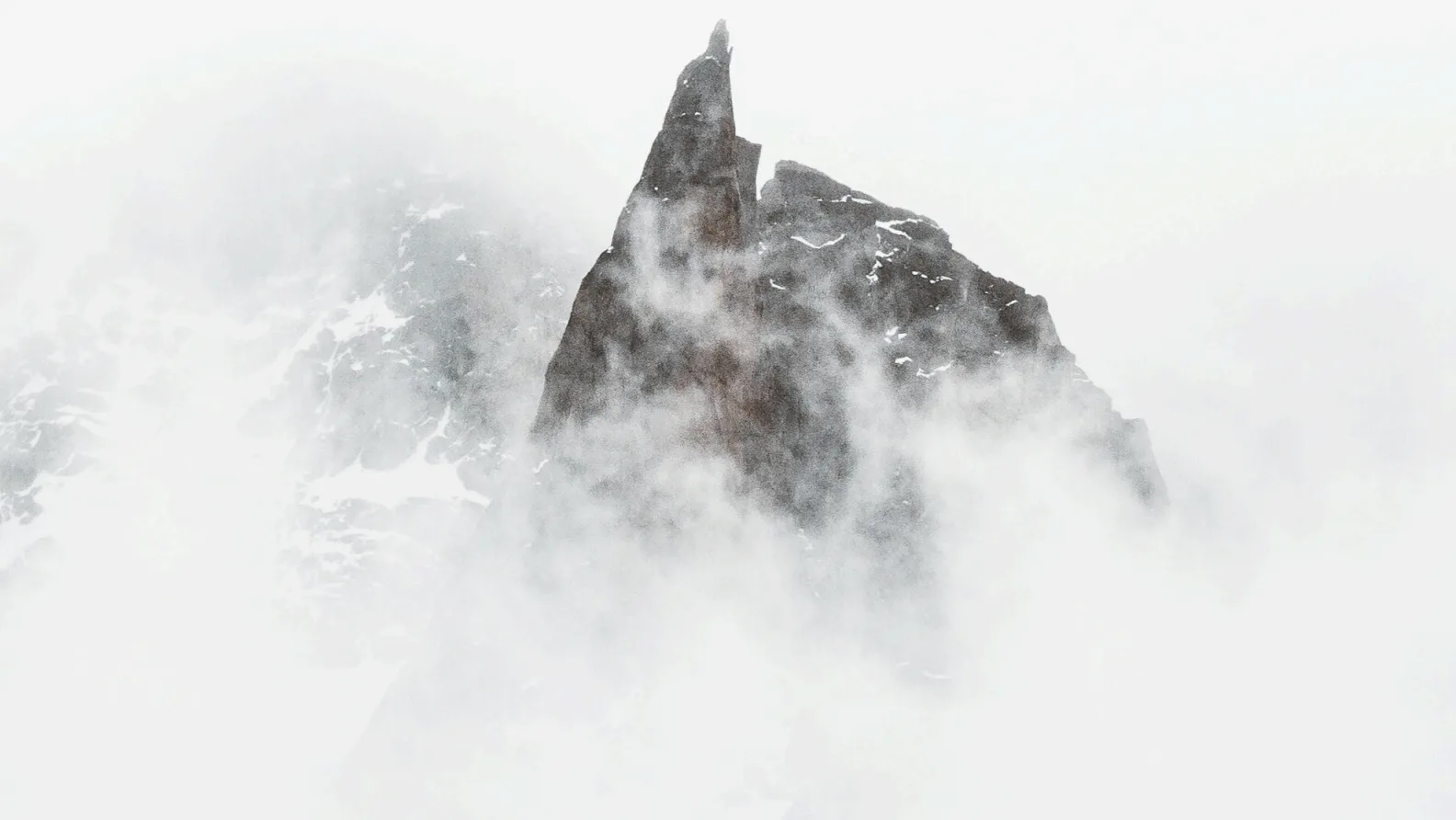 Við svala lind- pearls of Icelandic a capella music with Cantoque Ensemble