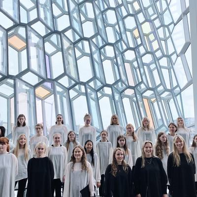 Stúlknakór Reykjavíkur, Aurora og nemendur úr einsöngsdeild Domus Vox