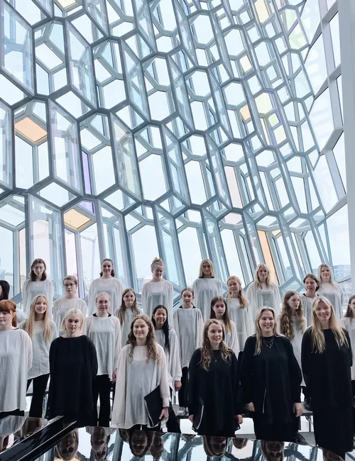 Stúlknakór Reykjavíkur, Aurora og nemendur úr einsöngsdeild Domus Vox