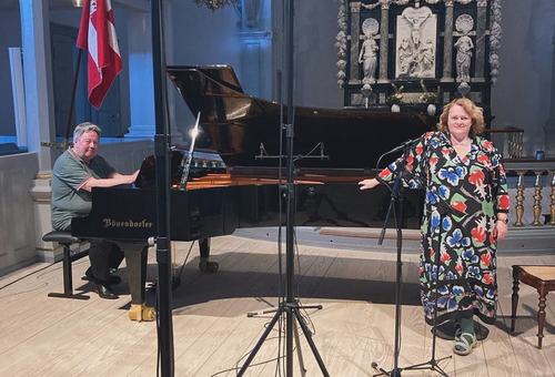 Songs of longing and love - release concert