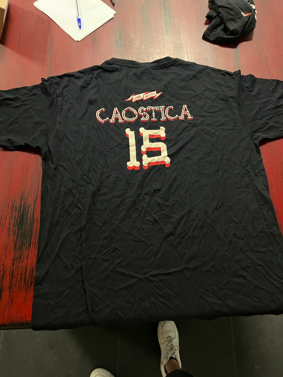 Camiseta Caostica 15 (negra)