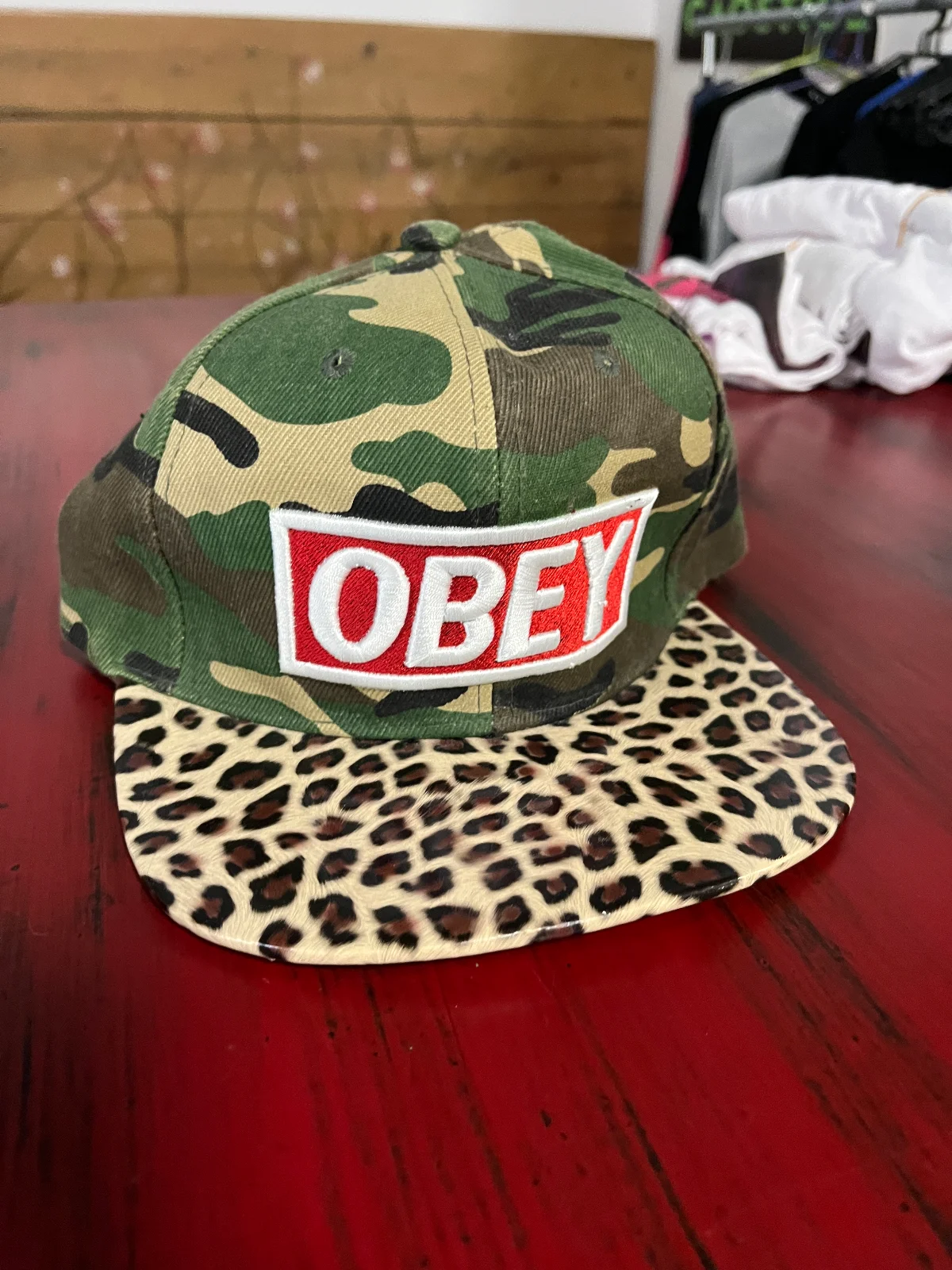 Gorra Obey