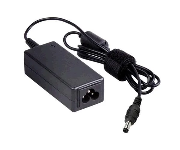 Cargador universal para router / LCD / portatil 24W 12V 2A 5.5x2.5 mm Dayma Ref. CARG-135