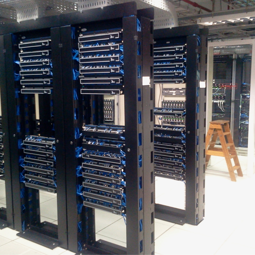 <span style="font-size: 12px;">Montaje y configuración de armarios rack</span>