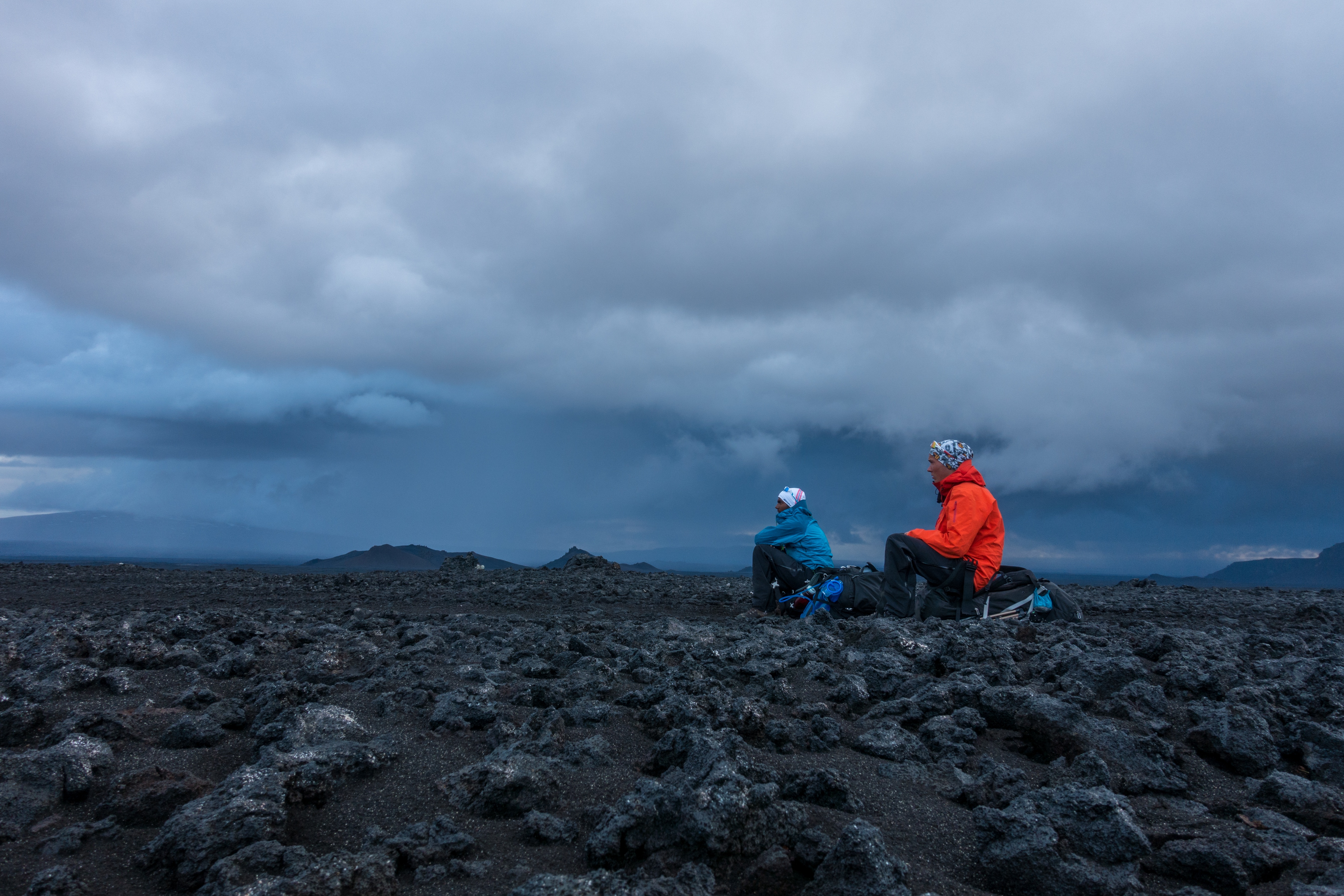 Walking across Iceland 