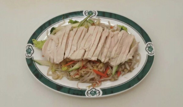 11. Salade chinoise au poulet