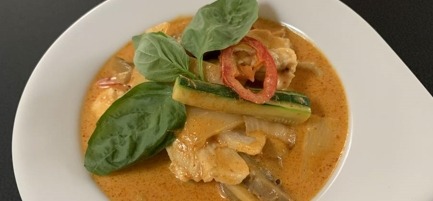 44. Thai red curry chicken