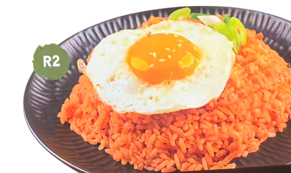 R2. Riz sauté à la sauce tomate et œuf