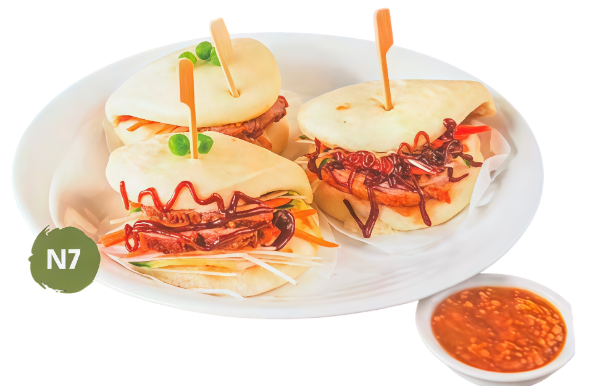 N7. Bao farci au canard laqué