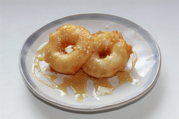 3 Beignet d'ananas