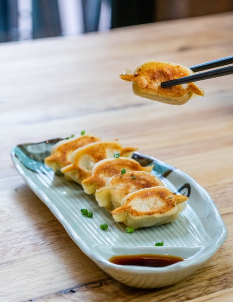 Grilled Jiaozi (6 pièces)