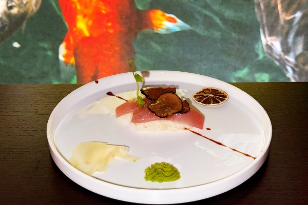 276.NIGIRI TUNA TARTUFO