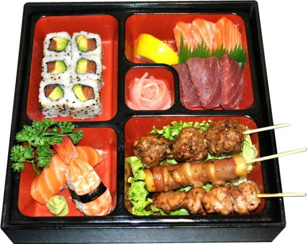 BT1. Bento brochettes