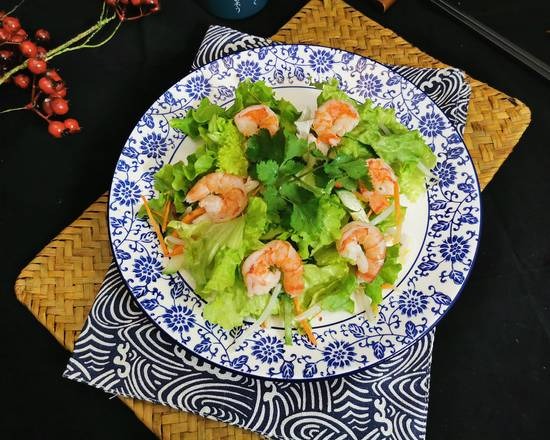 E7. Salade aux crevettes 虾仁沙拉