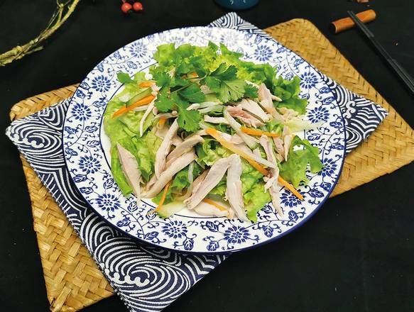 E5. Salade de poulet 鸡丝沙拉