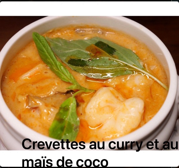 65B. Crevettes au curry et au jus de coco