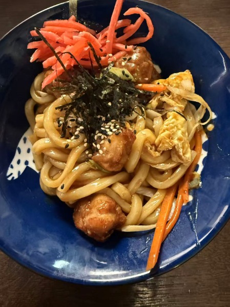 U2. Udon sauté au poulet