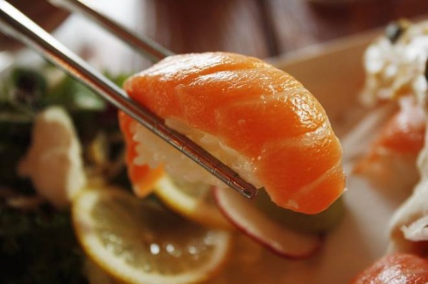 SU1. Sushi saumon 