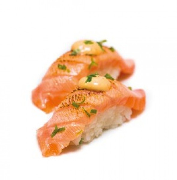 SU13 Sushi Saumon Mi-Cuit Spicy