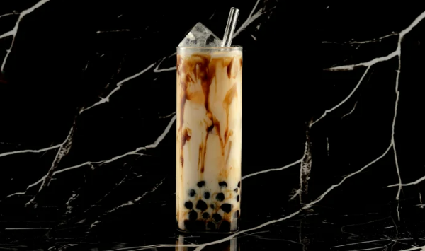 Bubble tea lait frais au sucre noir