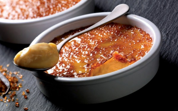 Crema catalana in coccio