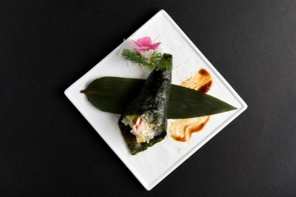 S127. Temaki California