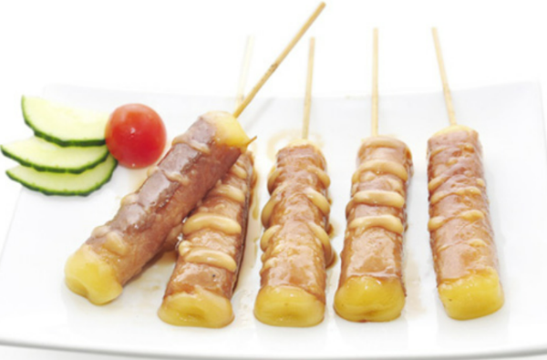 A8. Brochettes cheese