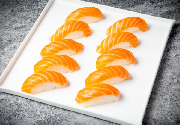 Menu Classique Sushi Saumon 10 pièces