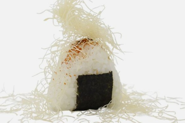 76. Onigiri salmone (3.4.11)