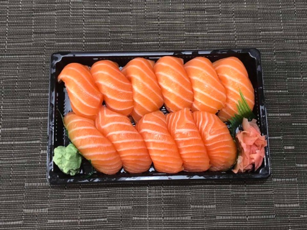 Menu sushi saumon