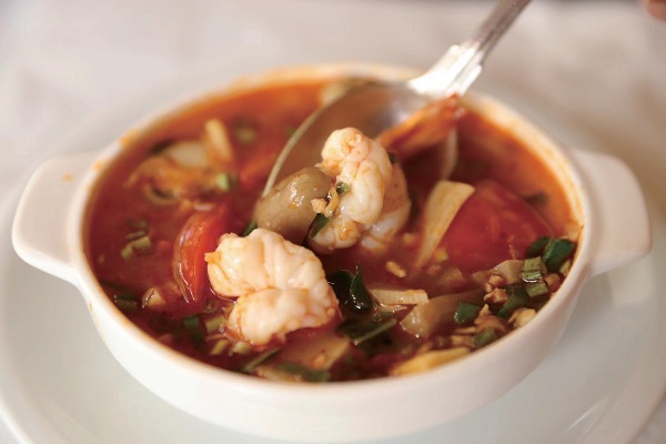 T1. Soupe aux crevettes à la citronnelle