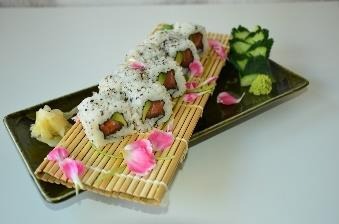 Uramaki Salmone speciale