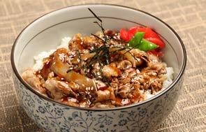 P3. Teriyaki (roasted chicken with sweet soy sauce) + rice